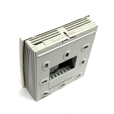 Used SIEMENS ROOM TEMPERATURE SENSOR 0-10V W.DISPL Sensors Michigan US | Maverick Industrial Sales #1092165