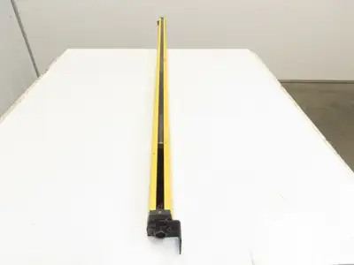 Data Instruments Detector 3 3LC60 Safety Light Curtain Transmitter 61"