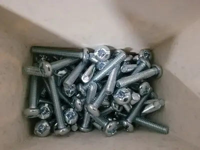 8-32 x 1/2" Round Combination Machine Screw (Box of 100)