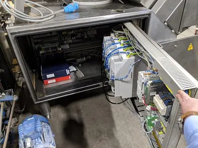 USED 2004 WEBER SLC602