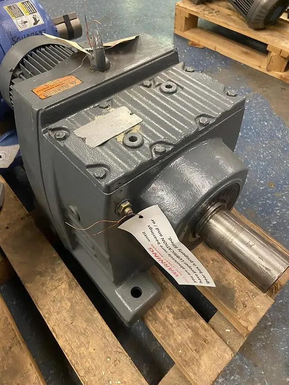 Used SEW-EURODRIVE R97DT90L4 Input / Output Modules | Surplus Asset Holdings #1205840