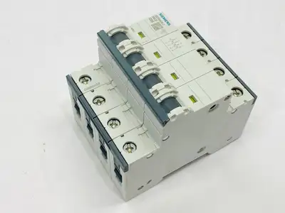 5SY6425-7 | Siemens  Miniature Circuit Breaker 4-Pole 25A 400V - New Other