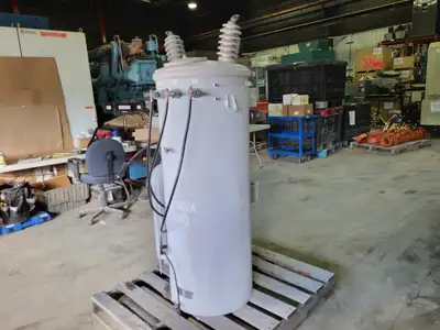 112.5 kVA Three Phase Distribution Transformer Pri 4160V, Sec 600Y/347V