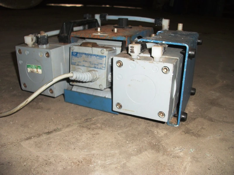 Vacuubrand Diaphram Vacuum Pump Type MD 4C 3m.Cu/Hr