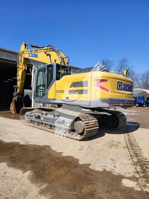 USED 2023 XCMG XE300U