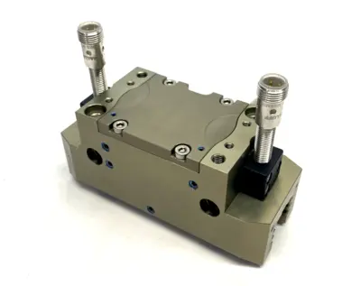 Used Schunk 371102, PGN-plus 100-1 Parts (Hydraulics and Pneumatics) Michigan US | Maverick Industrial Sales #1391304