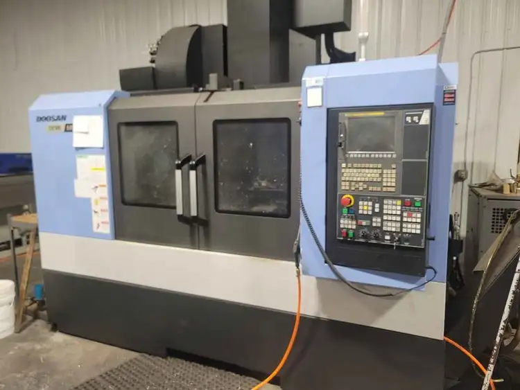 2016 DOOSAN DNM 500II Vertical Machining Centers | Toolquip, Inc.