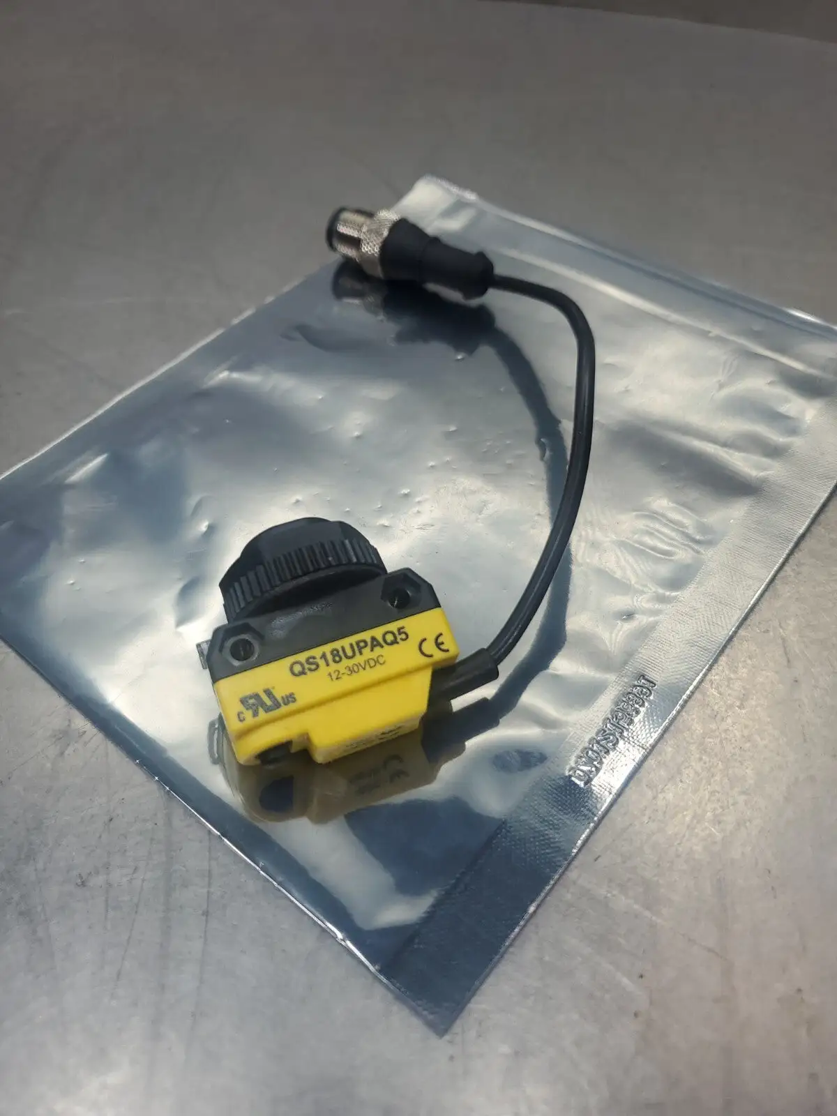 BANNER QS18UPAQ5 12-30 VDC ULTRASONIC SENSOR. 5E-5/8