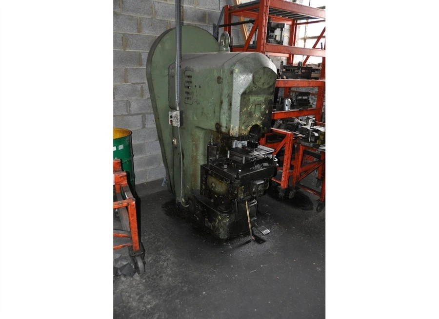 USED WMW 40 TON