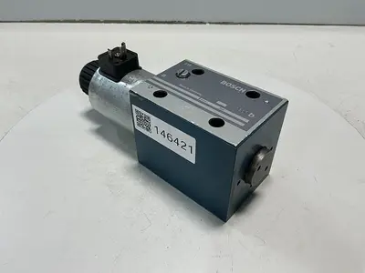 USED BOSCH 0 810 001 825