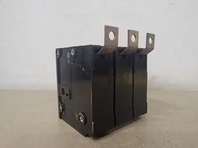 Used EATON CUTLER-HAMMER BAB3050H Switchgears British Columbia CA | Lenmark #367187