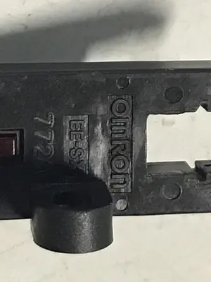 USED OMRON EE-SX 772A