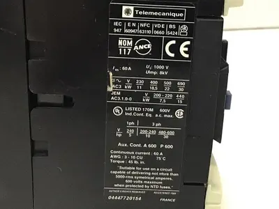 USED TELEMECANIQUE LP1D4011