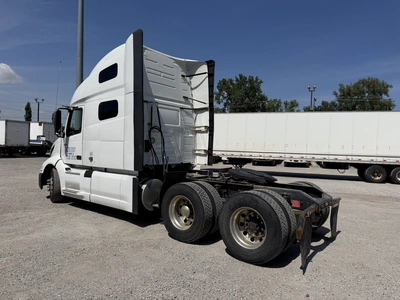 Used 2021 VOLVO VNL760 Conventional trucks Indiana US | Miedema Asset Management Group #1414665