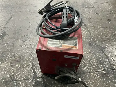 Used LINCOLN ELECTRIC WELD PAK 100 HD Welding Machinery (Other) Ohio US | HGR 24 #1343910