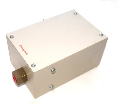 NEW HONEYWELL P760A-1074 TRANSDUCER P760A1074