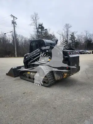 USED 2023 NEW HOLLAND C345