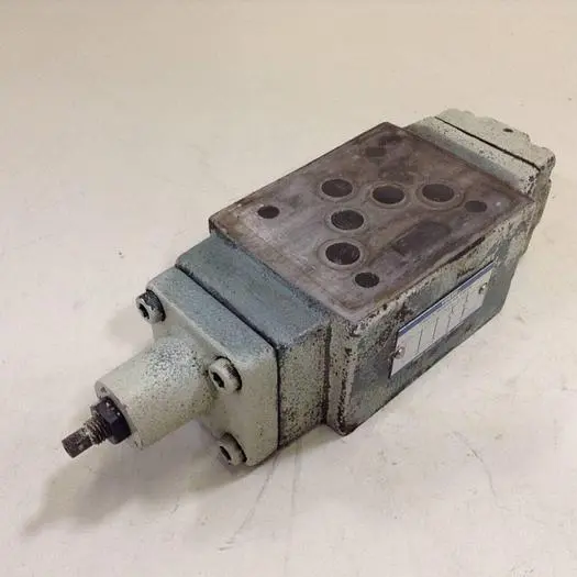 Used YUKEN SD1150-0-1001 Valves/Fittings Michigan US | Ideal Machinery #702283