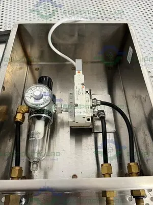 USED SENTRY MODEL 3975 MPC-3 CONTROLLER W/ SMC SV2100-5W1U & NORGREN 150PSI FILTER