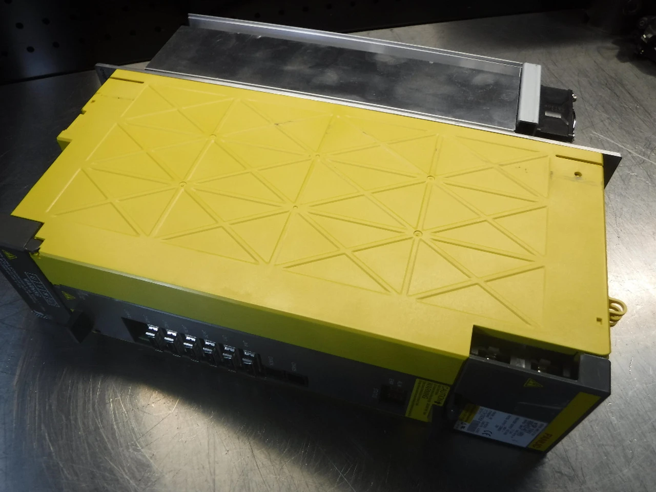 Fanuc Spindle Amplifier A06B-6121-H011 #H550 (LOC2506)