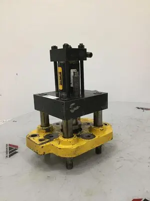 USED VAN DORN 305219