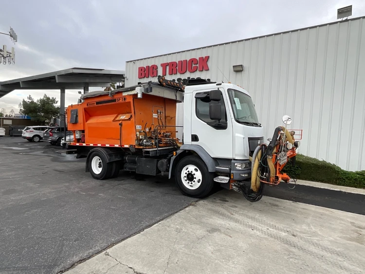 Used 2017 KENWORTH K370 Service & Utility Trucks California US | Big Truck & Equipment #1412250