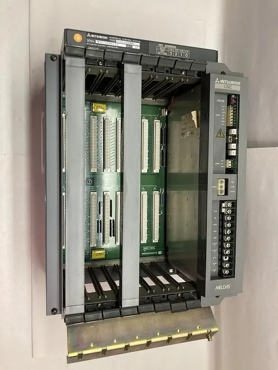 Used MITSUBISHI FCA320HWM2-1 CNC & N/C Controls Ohio US | Surplus Asset Holdings #1363987