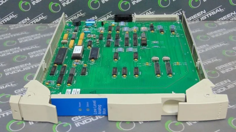Honeywell 51304362-100 UCN Low Level Analog Mux Card HDW: U FW: G Used