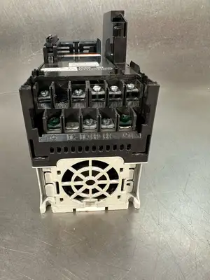 Allen Bradley 25B-D010N104 /A PowerFlex 25BD010N104 (4.5.2)