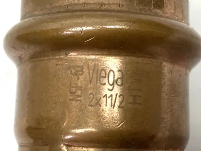 USED VIEGA PROPRESS TEE FITTING 2-1/2" W/ 2-1/2 X2" & 2-1/2 X1-1/2" REDUCERS
