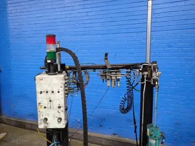 8 Bar Adhesive Dispensing System