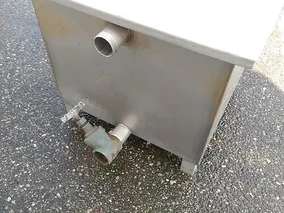 40 Gallon Cube Holding Tank