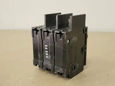 Used SIEMENS BQ3B020 Switchgears British Columbia CA | Lenmark #239815