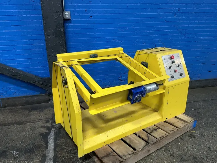 Used MANNETRON _UNKNOWN_ Rotational Molding Machines Ohio US | HGR 24 #1443178