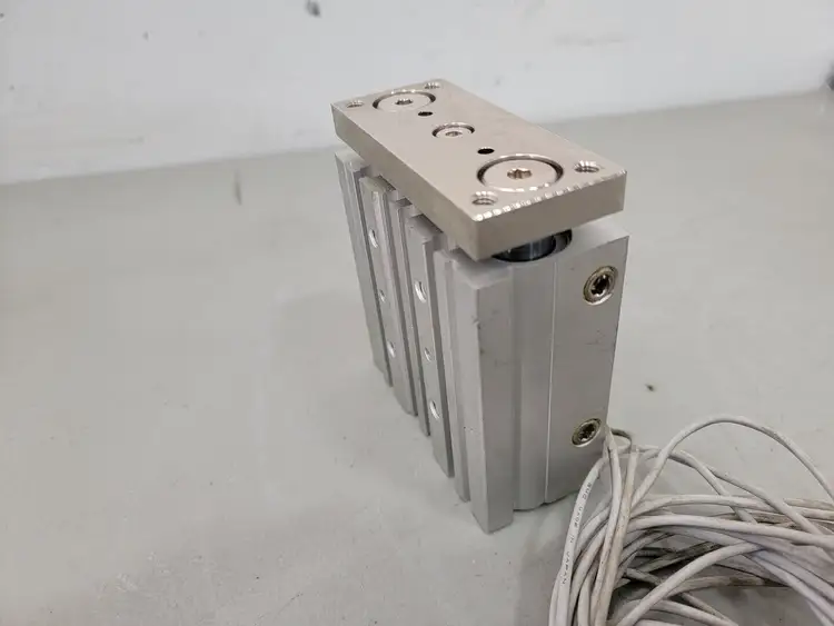 Used SMC MGPM25-50-Z73L Parts (Hydraulics and Pneumatics) British Columbia CA | Lenmark #408857