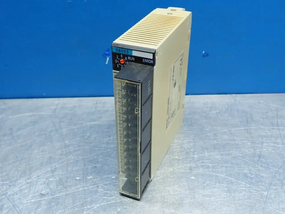 USED OMRON C200HDA003