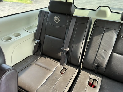 USED 2014 CADILLAC ESCALADE