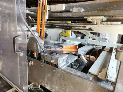 Used _UNKNOWN_ _UNKNOWN_ Case Erectors - Glue Bottom Seal Pennsylvania US | Libra Machine #1568372