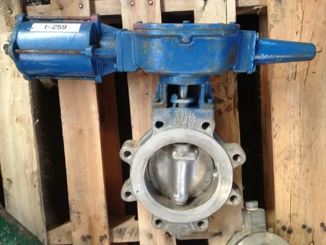 Dezurik 6" Butterfly Valve type BHP with actuator