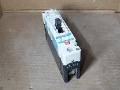 Used CUTLER-HAMMER FD1020 Switchgears British Columbia CA | Lenmark #1438570