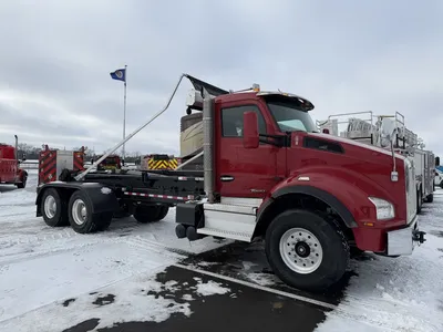 Used 2018 KENWORTH T880 SWAPLOADER Hooklifts & Roll-Offs Minnesota US | Carco Truck & Equipment #1514019