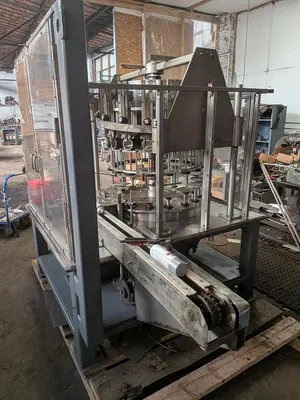 Used 1991 MRM RPF 16 PISTON FILLER LITER PISTONS _UNKNOWN_ Filling Machines Illinois US | Save on Equipment #1259300