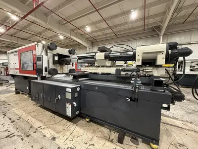 USED 2002 FERROMATIK MILACRON MT450-54