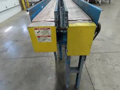 New London Engineering 7.5" x 13' 6" Side by Side Plastic Chain Conveyor 90°