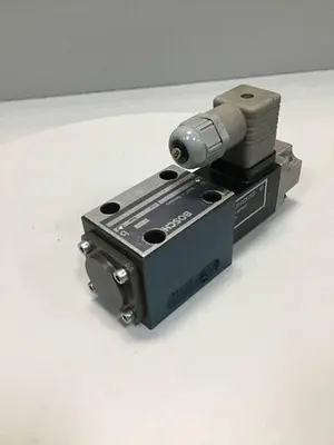 USED BOSCH 0 810 090 133
