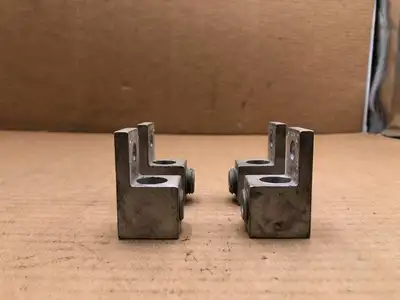 ILSCO D831 TA-250 Aluminum Copper Mechanical Electrical Wire Lug 250MCM -Lot of 4