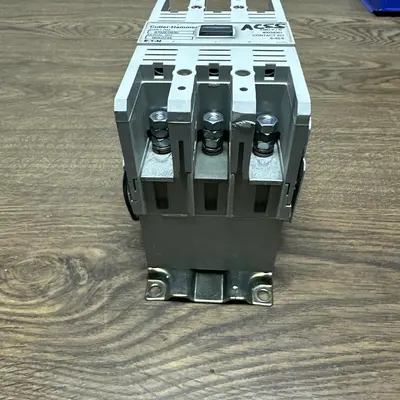 USED CUTLER-HAMMER 6702ED630
