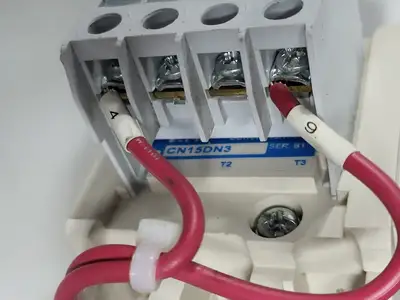 15A, 600V, 3-Ph MCC Disconnect Switch, Size 1 Bucket for Freedom 2100 MCC Frame