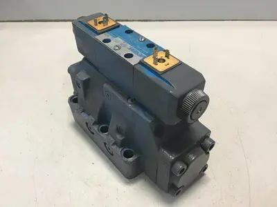 USED VICKERS DG4V-3-6C-M-U-HL7-60-B13