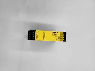 USED BANNER BANNER XS2RO PN: 85075 SAFETY CONTROLLER RELAY SAFETY OUTPUT MODULE